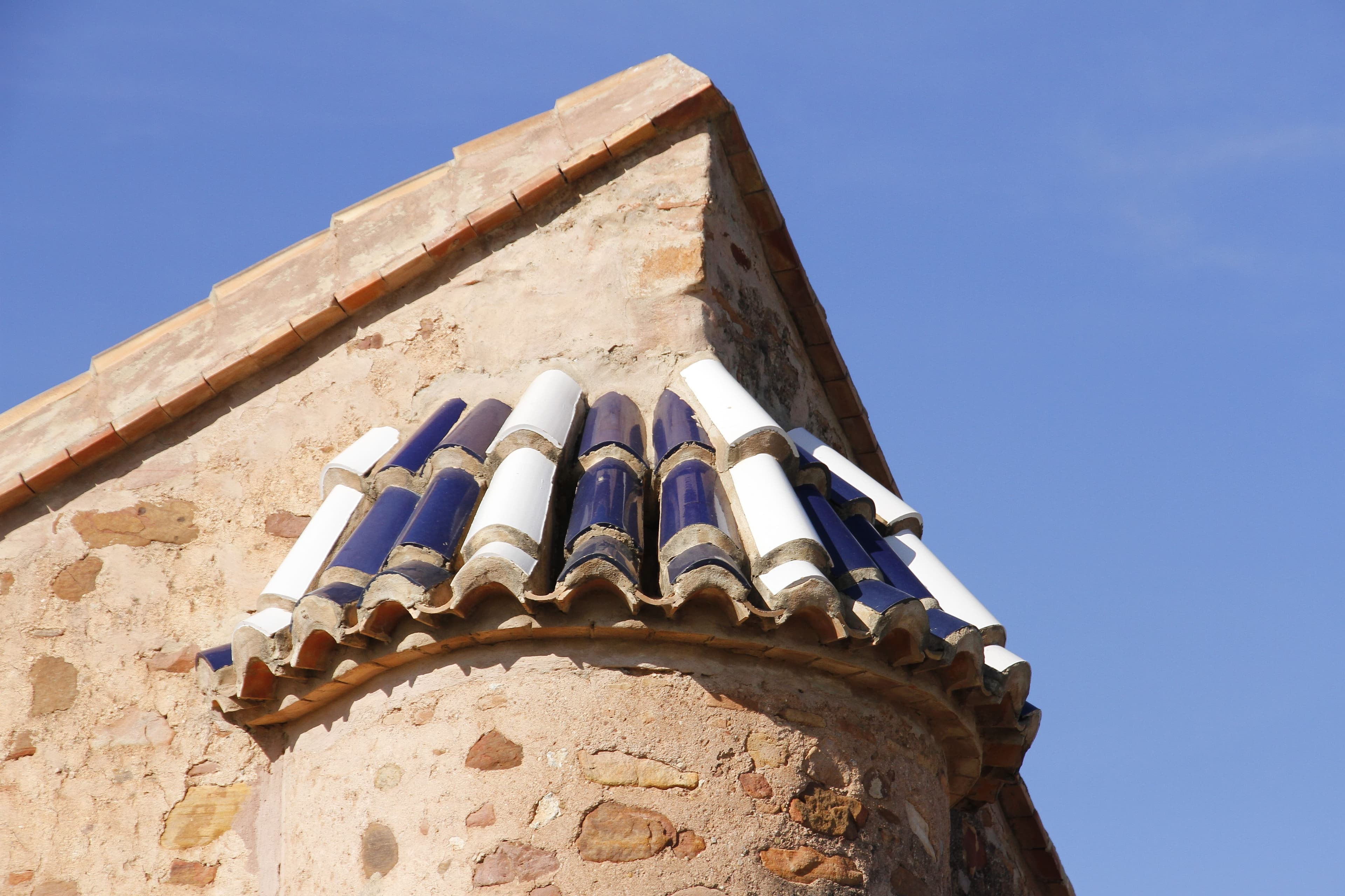 Muralla del jardí botànic